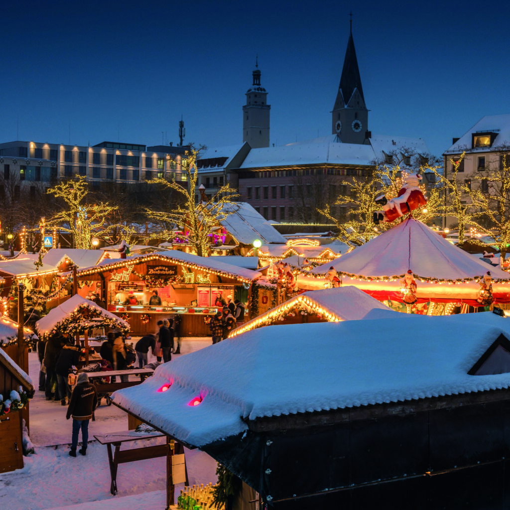 Christkindlmarkt auf dem Theaterplatz ©Erich Reisinger