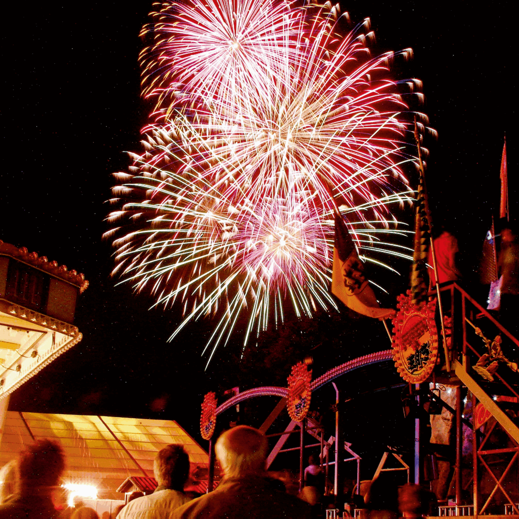 Neuburger Volksfest, Feuerwerk