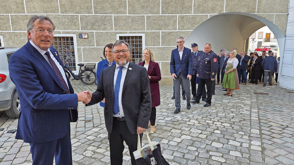 Verabschiedung Dr. Bernhard Gmehling - herzliche Begegnungen mit vielen Gästen
