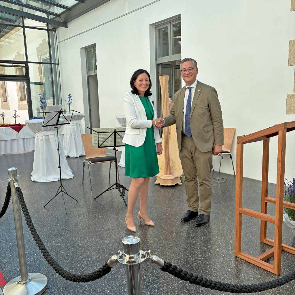 Ehrung Dr. Gabriele Kaps